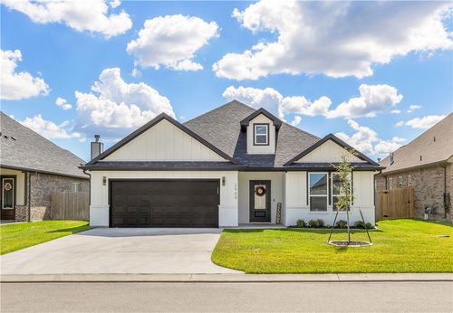2905 Goldberg Dr, Bryan, TX, 77808-1555 | Card Image