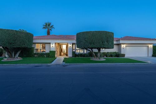 21 Mission Palms W, Rancho Mirage, CA, 92270-1937 | Card Image