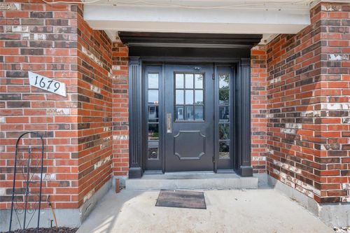 unit-e-1679 Blue Ridge Dr, Saint Louis, MO, 63125-2613 | Card Image