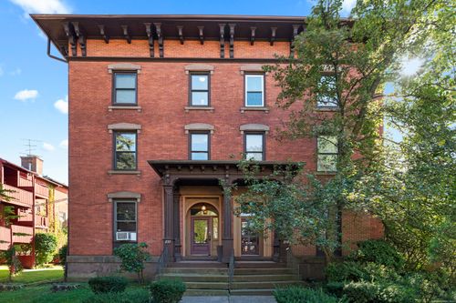 b-237 Farmington Ave, Hartford, CT, 06105-3506 | Card Image