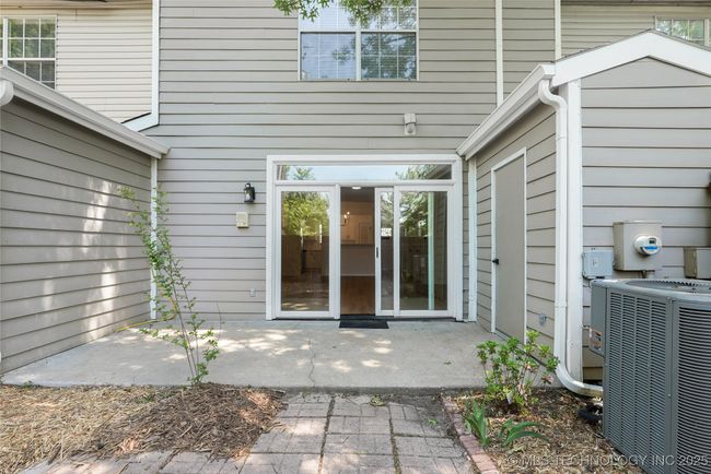4640 Gary Pl, Townhouse with 2 bedrooms, 3 bathrooms and null parking in Tulsa OK | Image 33