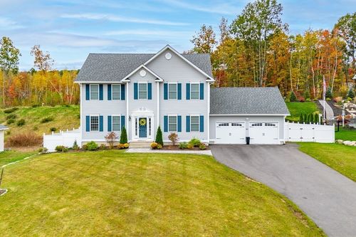 187 Brookview Dr, Hooksett, NH, 03106-2036 | Card Image