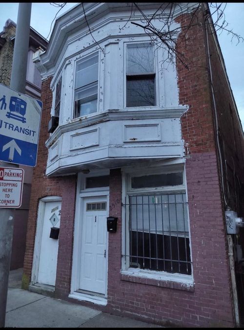 2510 Arctic Ave, Atlantic City, NJ, 08401-3902 | Card Image
