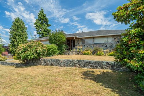 5240 Halley Ave, Burnaby, BC, V5H2P8 | Card Image