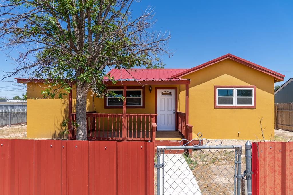 Rio St, Fort Stockton, TX 79735