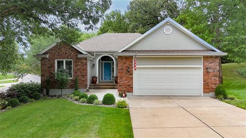 2912 S Hickory Rdg, Independence, MO, 64057-1194 | Card Image
