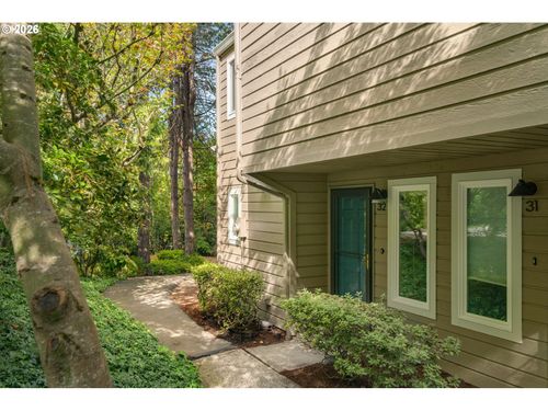 32-4880 Sw Scholls Ferry Rd, Portland, OR, 97225-1699 | Card Image