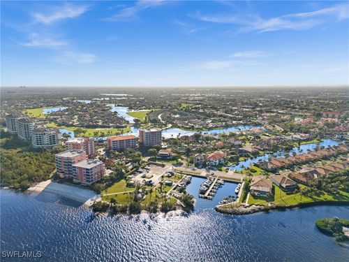 11660 Pointe Circle Dr, FORT MYERS, FL, 33908-2160 | Card Image