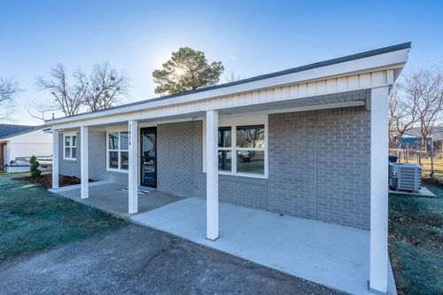 1414 N Philadelphia Ave, Shawnee, OK, 74801-5126 | Card Image