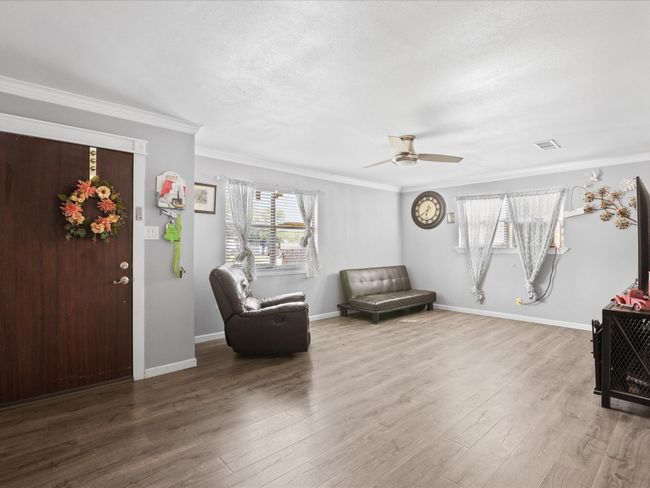 707 Washington St, House other with 3 bedrooms, 1 bathrooms and null parking in Ennis TX | Image 7