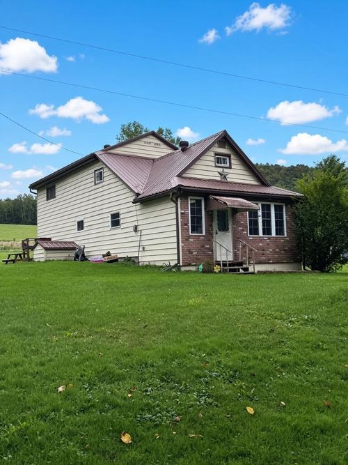 2004 E Valley Rd, Smethport, PA, 16749-5440 | Card Image