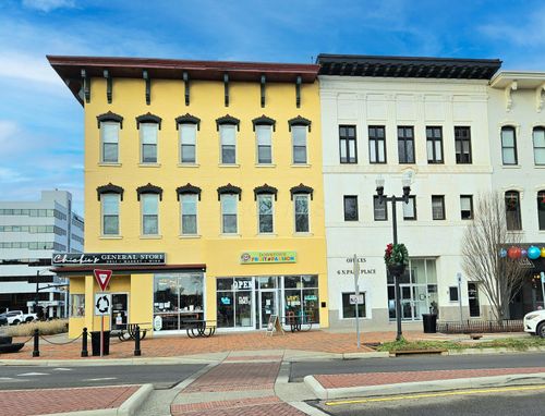 4203-4 N Park Pl, Newark, OH, 43055-5580 | Card Image