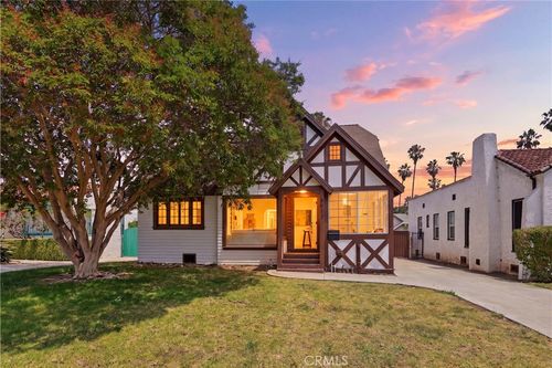 5612 S Rimpau Blvd, Los Angeles, CA, 90043-2341 | Card Image