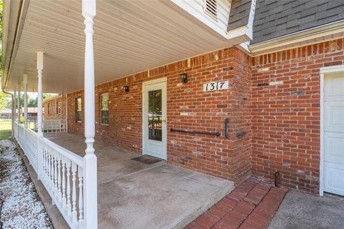 1317 Sue Ln, Choctaw, OK, 73020-7999 | Card Image