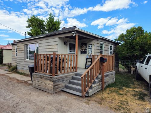 256 Clay St, Montpelier, ID, 83254-1221 | Card Image