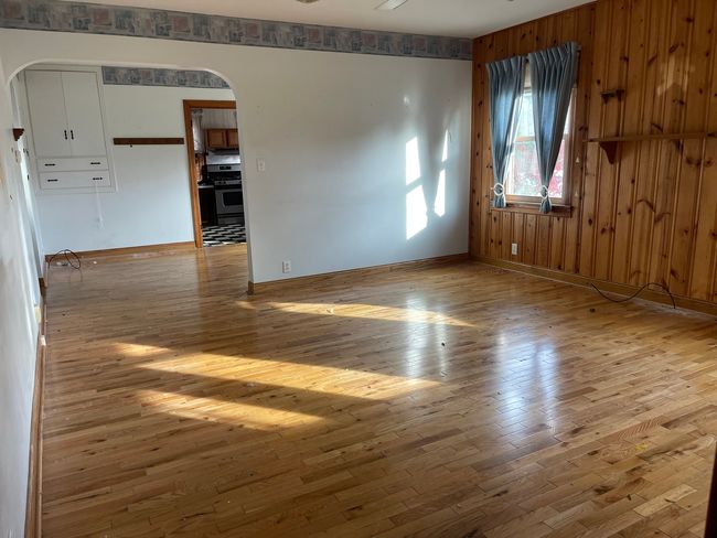 201 Nelson Ave, House other with 3 bedrooms, 1 bathrooms and 8 parking in Spring Valley IL | Image 6