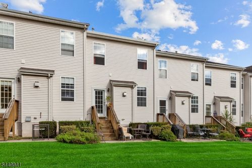 567 Coventry Dr, Nutley, NJ, 07110-3953 | Card Image