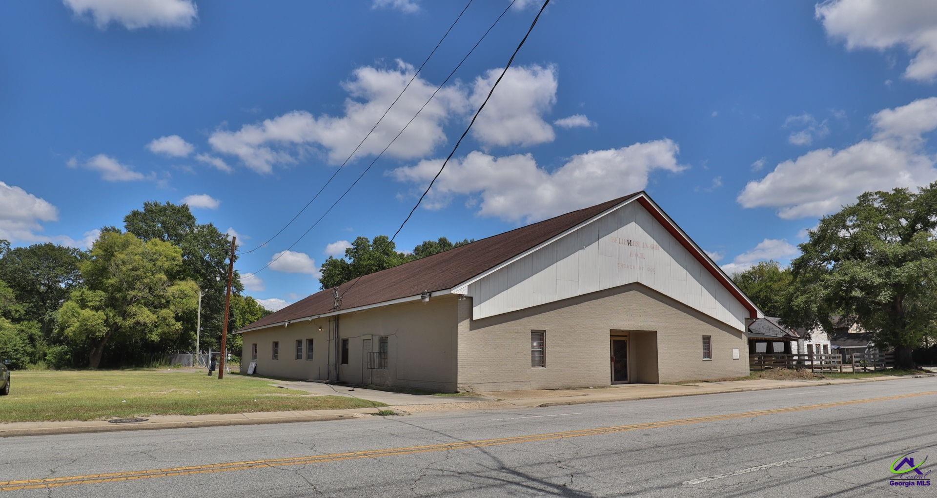 2403 Cusseta Rd, Columbus, GA 31903