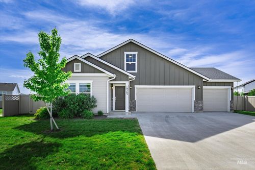 19263 Crazy Bear Way, Caldwell, ID, 83605-8194 | Card Image