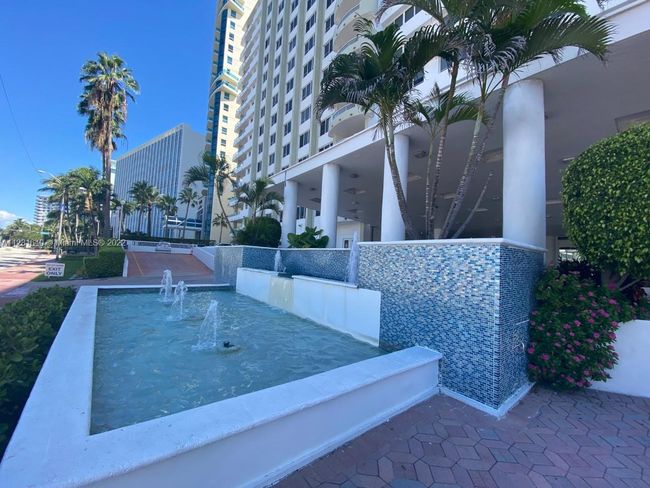 APT-506 - 5005 Collins Ave, Condo with 1 bedrooms, 2 bathrooms and null parking in Miami Beach FL | Image 17