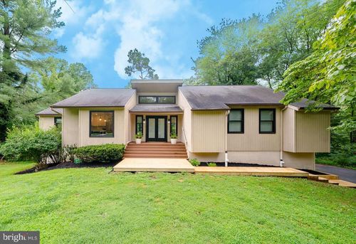 341 French Cir, Downingtown, PA, 19335-1606 | Card Image