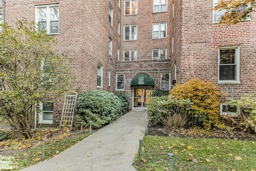 5p-143 Bennett Ave, New York, NY, 10040-4054 | Card Image