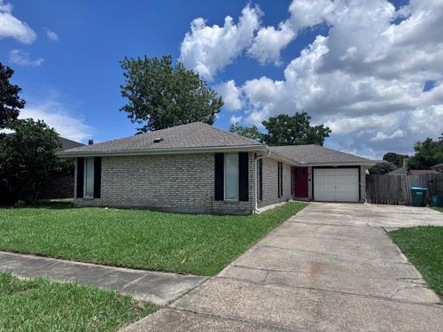 3366 Cannes Pl, Kenner, LA, 70065-2950 | Card Image