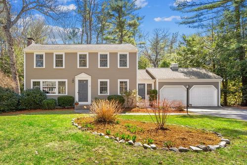 13 Mohegan Rd, Acton, MA, 01720-2508 | Card Image
