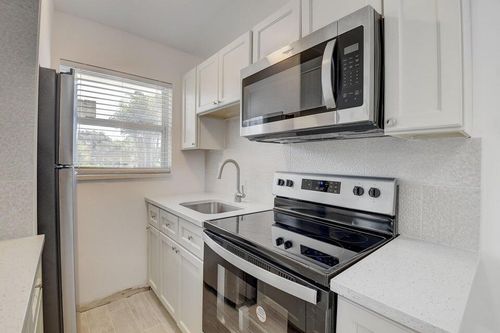 apt-n-525 S Broadway, Lantana, FL, 33462-3174 | Card Image