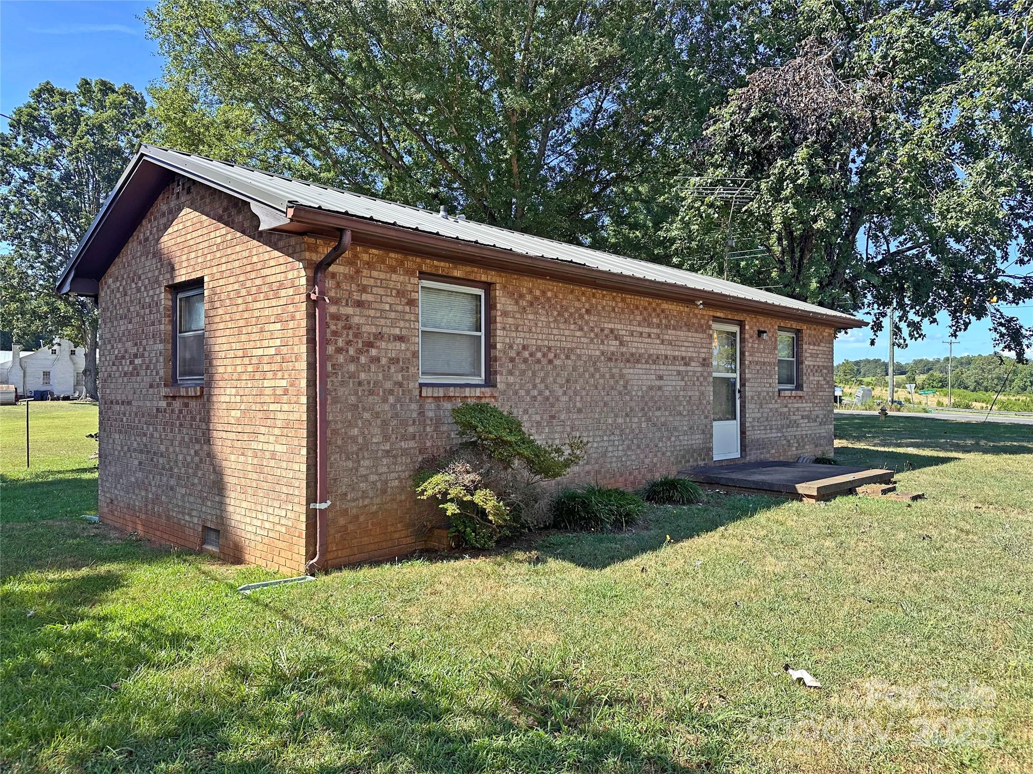 Commercial Sale in Newton 2