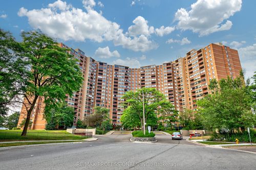 503-714 The Mall West, Toronto, ON, M9C4X1 | Card Image