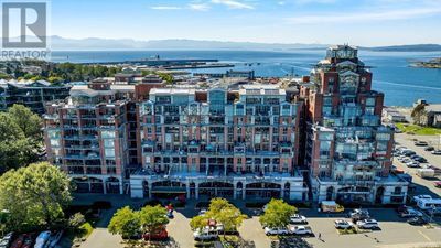 714 - 21 Dallas Rd, Condo with 1 bedrooms, 1 bathrooms and 1 parking in Victoria BC | Image 1