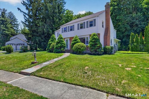 193 Dessa Dr, Hamden, CT, 06517-2149 | Card Image