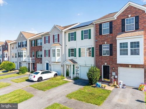 25 Desert Rose Way, MARTINSBURG, WV, 25404-3752 | Card Image