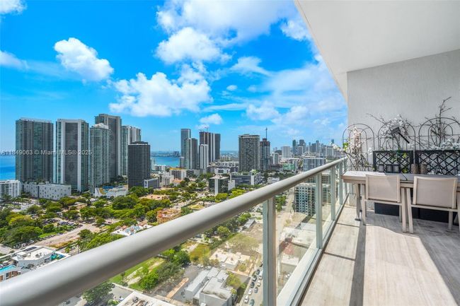 PH207 - 3470 E Coast Ave, Condo with 3 bedrooms, 3 bathrooms and null parking in MIAMI FL | Image 19