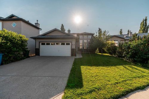 7 Squamish Bay W, Lethbridge, AB, T1K7R6 | Card Image