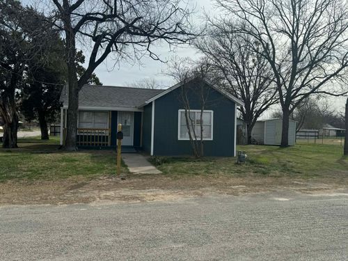 601 S Pine St, Comanche, TX, 76442-3087 | Card Image