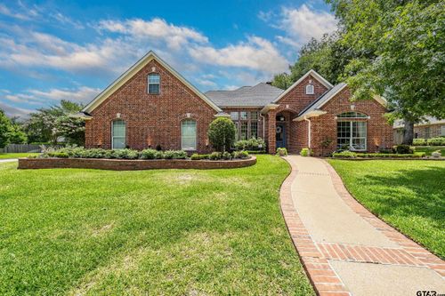2102 Holly Creek Dr, Tyler, TX, 75703 | Card Image