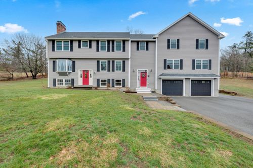 25 Riverview Cir, Litchfield, NH, 03052-2471 | Card Image