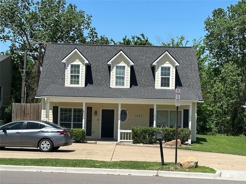 1523 Park Pl, College Station, TX, 77840-3121 | Card Image