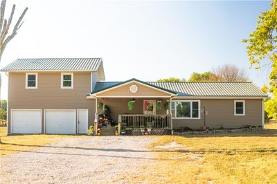 15028 E Tyree Road, House other with 4 bedrooms, 2 bathrooms and null parking in Nevada MO | Image 1