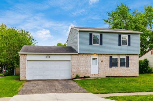 8915 Stillwater Drive, Galloway, OH, 43119 | Card Image