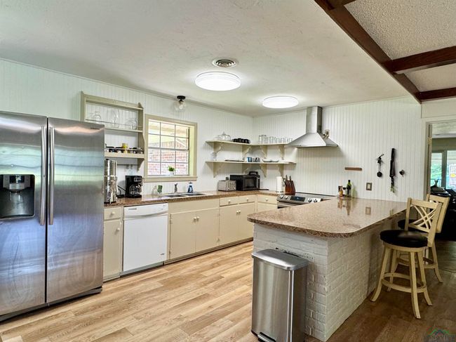 377 Cargill Rd E, House other with 3 bedrooms, 2 bathrooms and null parking in Marshall TX | Image 17