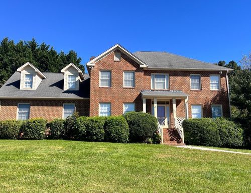 300 Hayfield Dr, Lynchburg, VA, 24503-3888 | Card Image
