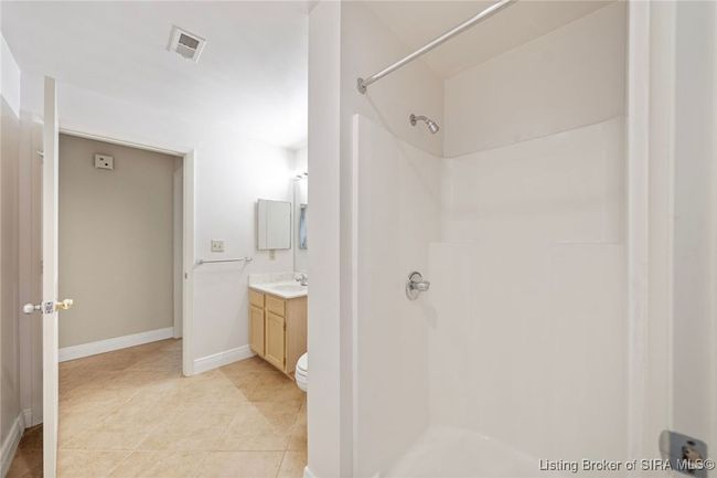 APT-908 - 1 Riverpointe Plz, Condo with 2 bedrooms, 2 bathrooms and null parking in Jeffersonville IN | Image 39