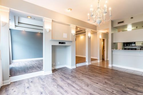 402-113 W Wayne St, Fort Wayne, IN, 46802-2508 | Card Image