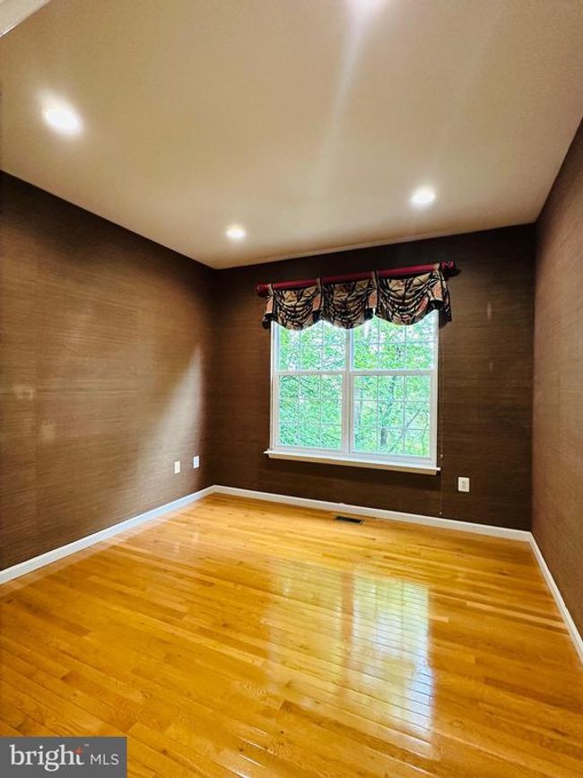 2975 Caribbean Ct, House other with 5 bedrooms, 4 bathrooms and null parking in Fairfax VA | Image 9