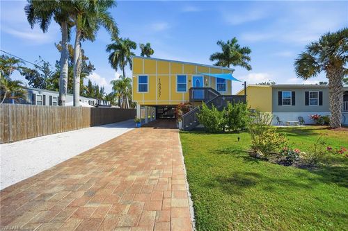 16857 Windcrest Dr, FORT MYERS, FL, 33908-3729 | Card Image
