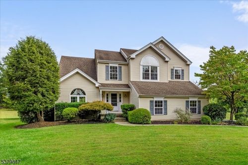 720 Colonial Ct, Branchburg, NJ, 08876-3860 | Card Image