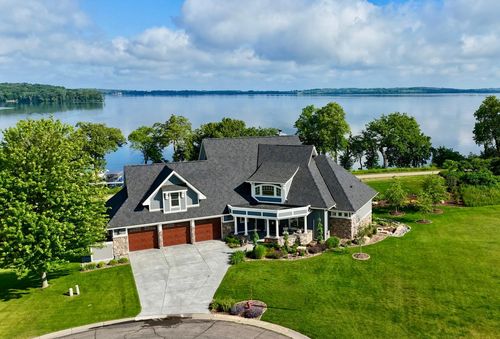 854 Beach Rd, Waconia, MN, 55387-4557 | Card Image
